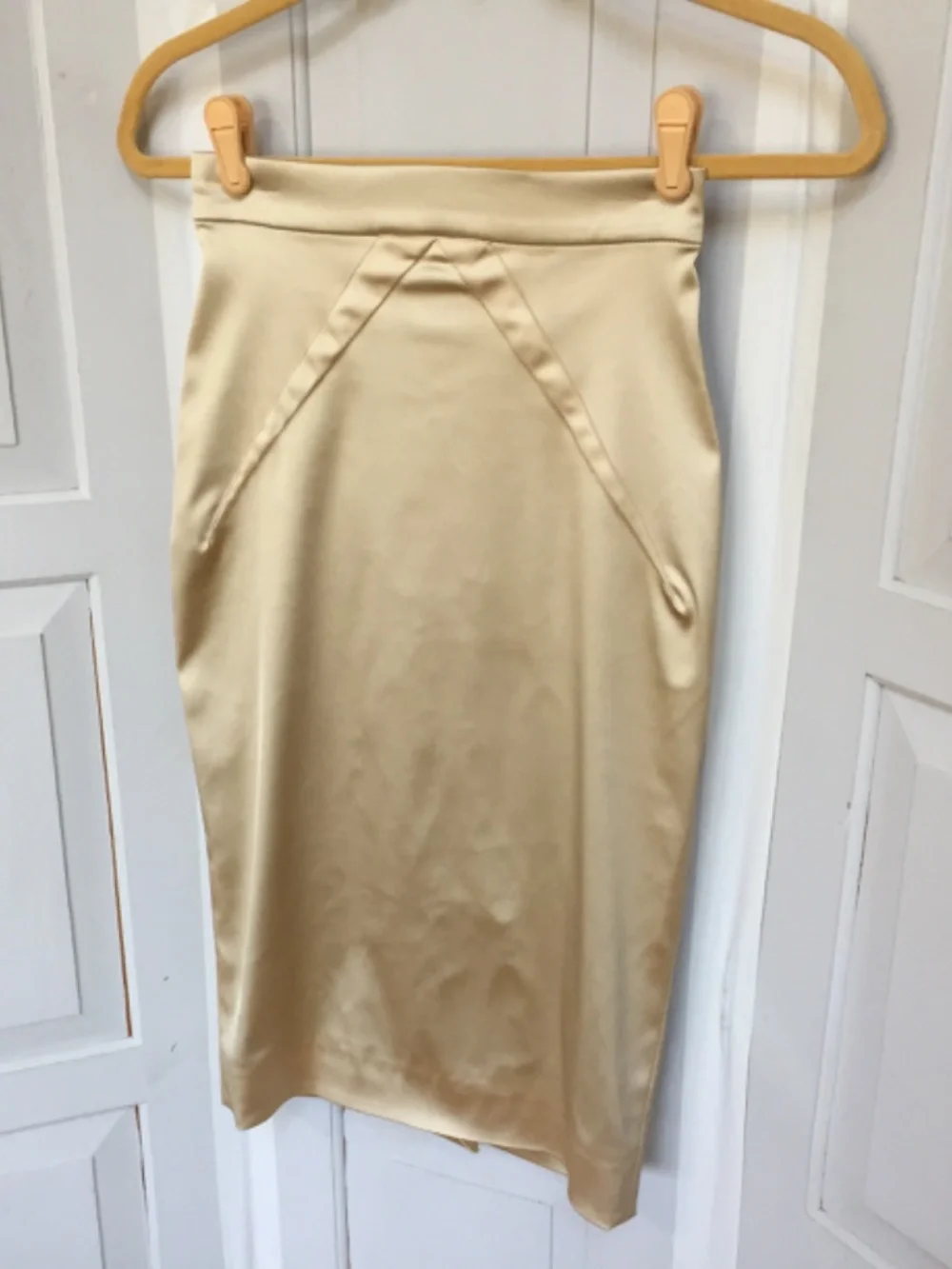 Dolce & Gabbana Gold Satin Pencil Skirt